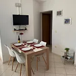 Madis & Free Bikes Apartment *