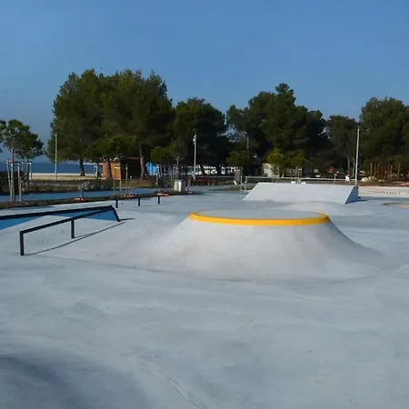 Madis & Free Bikes Διαμέρισμα *