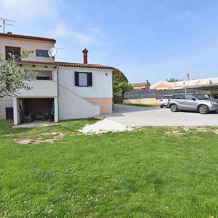 Διαμέρισμα Madis & Free Bikes